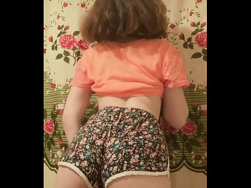 ❤️ Sexy ung babe tar av seg shortsen på kamera ☑ Analporno hos oss no.milf300com.ru ❌❤